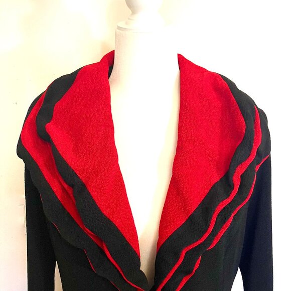 RED/BLACK Long Jacket with Layered, Stand-up Collar, Size Medium, IC Connie K - Picture 2 of 3